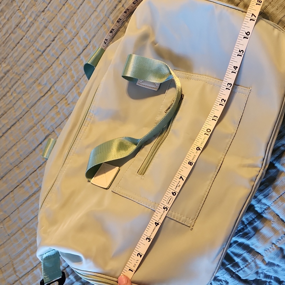 Stylish Sage Green Duffel Bag - Picture 10 of 11